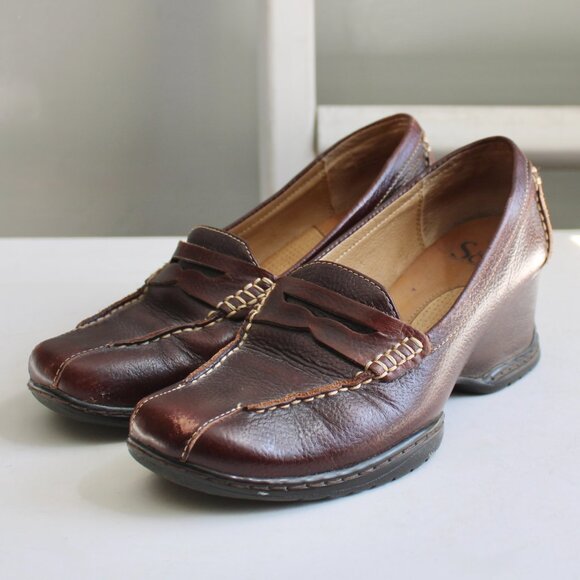 Sofft Dark Brown Aldora Wedge Heel Leather Loafers 1500135 Size 8 - Picture 2 of 8